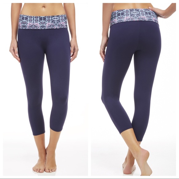 Fabletics Salar Fold-Over Capri Sz S - Picture 2 of 7